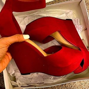 Women’s size 10 D’Orsay wedges!